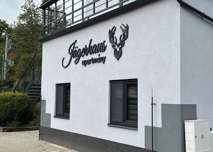 2 Jägerhaus Libochovice